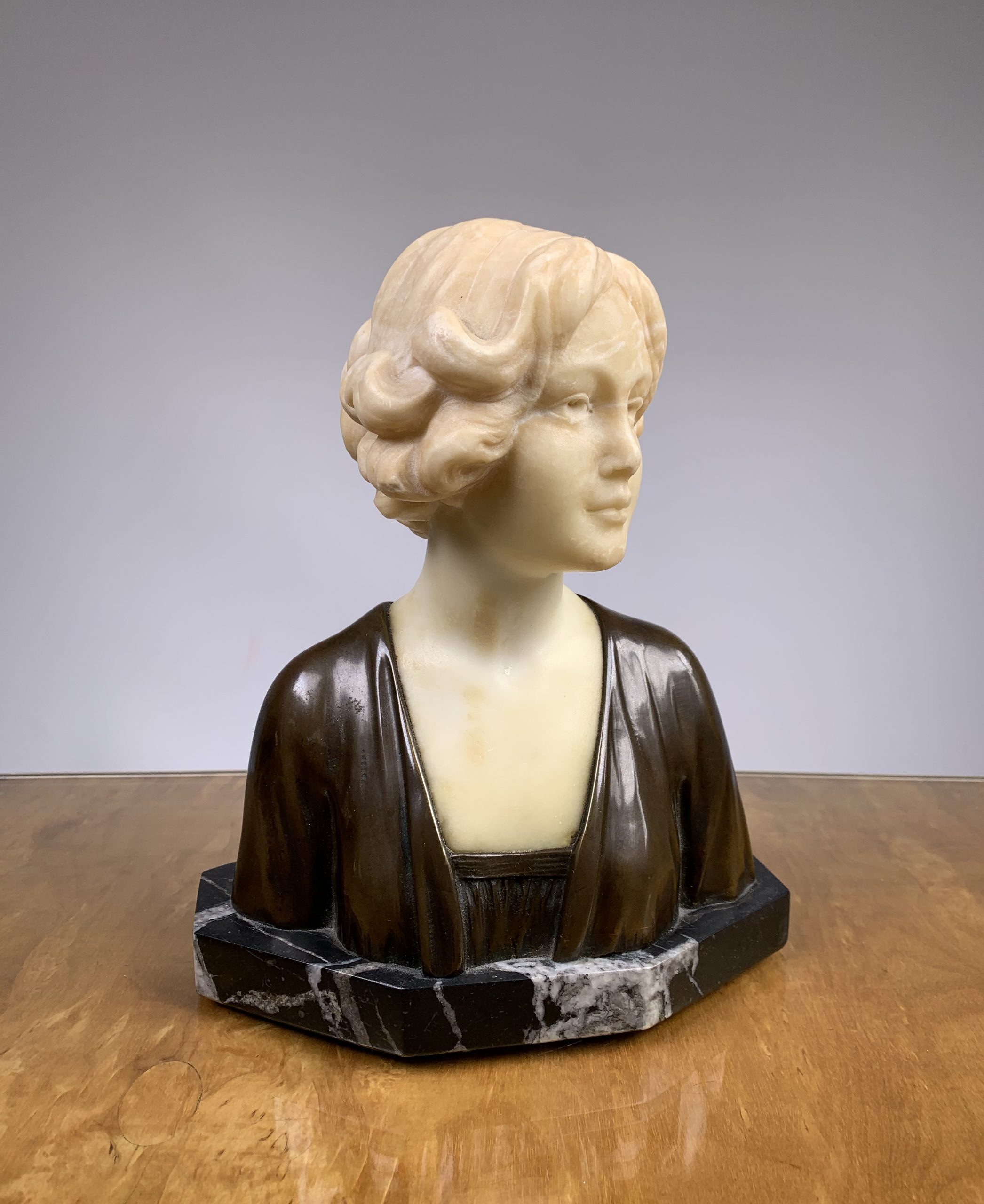 Bust of a Castilian Woman. 33 cm. - Decorar con Arte